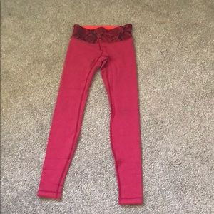 Reversible Lululemon 28” tights - 2 in 1!